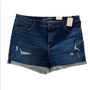 NWT Universal Thread Denim Shorts Women Plus Size 26W